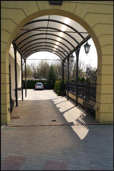 Hotel Zaodrze Opole Extérieur photo